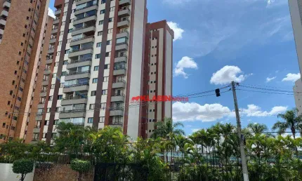 ** Excelente Oportunidade de Negócio - Apartamento de 3 Dormitórios sendo 1 Suíte com 2 Vagas de Garagem e 118m2 de Área Privativa - Lazer completo **