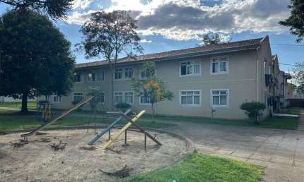 Apartamento Térreo no Capão da Imbuia - Conforto e Localização Privilegiada!
