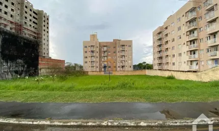 Terreno à venda na Av Jacob Macanhã, 2484, Alto Tarumã, Pinhais