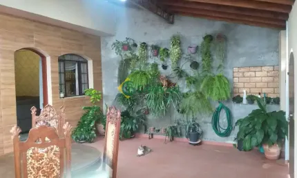 Casa com suíte em bairro César de Souza - Mogi das Cruzes/SP
