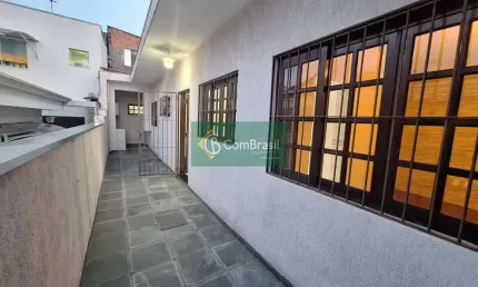 CASA TÉRREA - 3 DORMITÓRIOS - EXCELENTE LOCALIZAÇÃO - JARDIM CAMILA