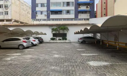 Terreno para Locação em Salvador, Costa Azul, 1 banheiro, 15 vagas