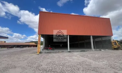 Galpão para Locação em Serrinha, Centro, 2 banheiros, 20 vagas