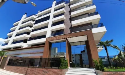 Cobertura duplex a venda em bombas, finamente mobiliada a poucos metros do mar