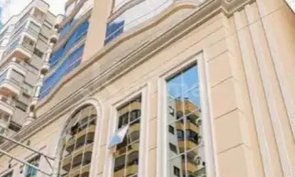 Apartamento com 3 suítes à venda em Meia Praia Itapema, com 133m² e 3 vagas