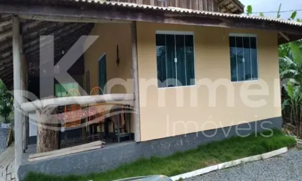 Sítio à venda em Barra Velha, com 3 dormitórios, piscina, campo de futebol, área de festa com churrasqueira
