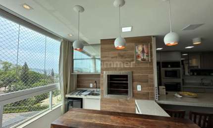 Apartamento com vista mar permanente em Penha a venda com 2 suítes