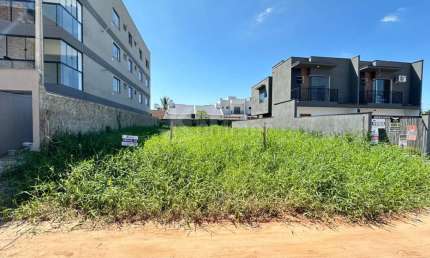 Terreno à venda em Barra Velha-SC, bairro Itajubá, 300m² de área. Imperdível oportunidade!
