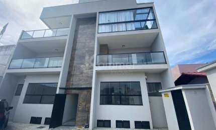 Apartamento com 3 dormitórios sendo uma suíte a venda na praia do tabuleiro