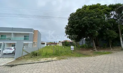 Terreno à venda na Rua Floresta, Itacolomi, Balneário Piçarras