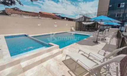 Apartamento à venda em Balneário Piçarras-SC, Itacolomi: 2 quartos, sala, banheiro, vaga de garagem - 65m². Aproveite!