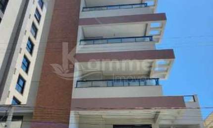 Apartamento à venda em Balneário Piçarras-SC, bairro Itacolomi: 3 quartos, 1 suíte, 3 banheiros e 1 vaga de garagem!