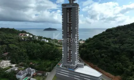 Apartamento de luxo no Centro de Penha-SC: 3 quartos, 3 suítes, 2 salas, 4 banheiros, 2 vagas de garagem, 121m². Venha conferir!