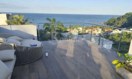 Casa com vista mar de alto padrão a venda em Penha, com 3 suítes