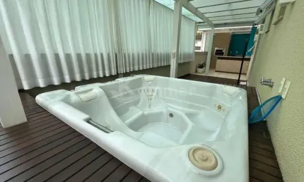 Apartamento à venda em Blumenau-SC, Vila Nova: 2 quartos, 1 suíte, 2 banheiros, 1 vaga de garagem, 82m² de área. Confira!