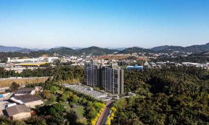 Apartamento na planta  à venda em Blumenau-SC, Itoupava Norte: 3 quartos, 1 suíte, 2 banheiros, 1 vaga, 70m². Aproveite!