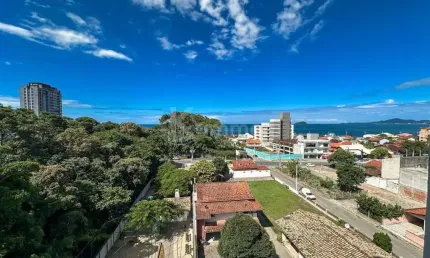 Apartamento com 2 quartos mobiliado a venda em Piçarras, vista mar