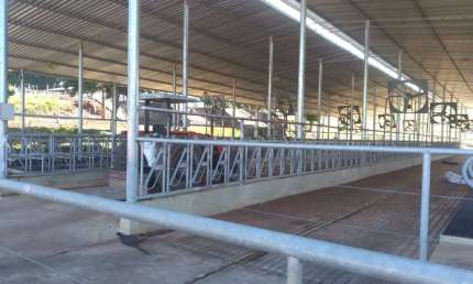 Fazenda à venda no Centro, Angatuba 