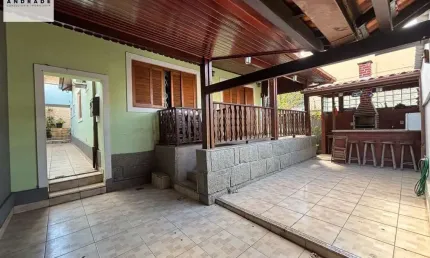 Casa para Venda em Teresópolis, Várzea, 4 dormitórios, 1 suíte, 3 banheiros, 1 vaga