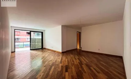 Apartamento para Venda em Teresópolis, Agriões, 3 dormitórios, 3 suítes, 2 banheiros, 2 vagas