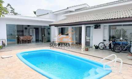 Casa térrea com piscina para alugar ,Condomínio lago da Serra