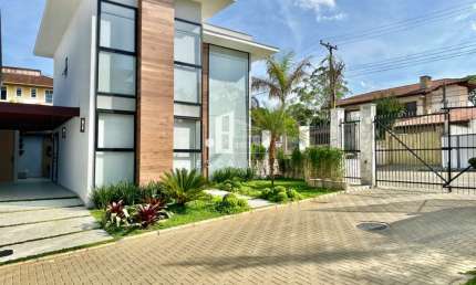 CASA À VENDA NO BAIRRO TIJUCA NA CIDADE DE TERESÓPOLIS RJ