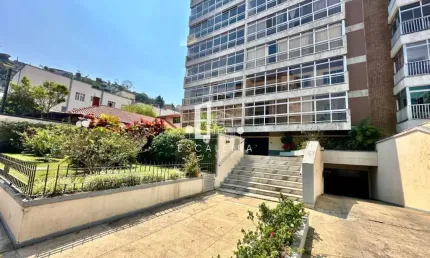 Imperdível Cobertura de 3 Quartos em Agriões, Teresópolis-RJ: 1 Suíte, 2 Salas, 4 Banheiros, 3 Vagas e 124m² de construção!