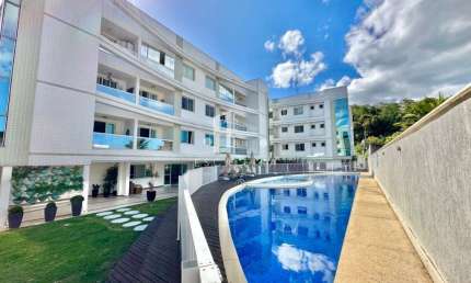 Cobertura de luxo à venda em Costazul, Rio das Ostras-RJ: 4 quartos, 3 suítes, 4 banheiros, 1 vaga, 142m².