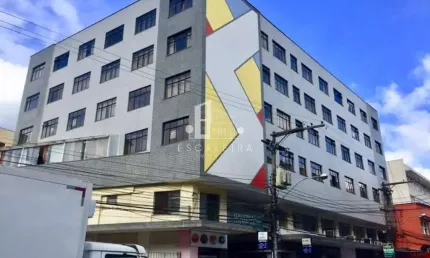 Apartamento à venda em Teresópolis-RJ, Várzea: 2 quartos, 1 sala, 1 banheiro, 60m² de área. Confira já!