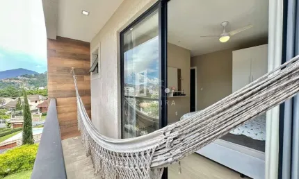 Casa em Condomínio à Venda em Teresópolis-RJ, Bairro Iucas: 2 Quartos, 2 Suítes, 3 Banheiros, 117,30 m², 1 Vaga.