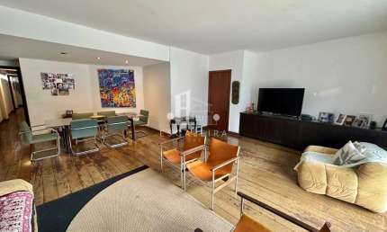 Apartamento à venda na Lagoa, Rio de Janeiro: 3 quartos, 1 suíte, 4 banheiros, 3 vagas de garagem, 180m² de área.