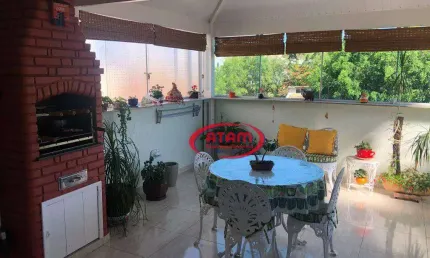 EXCELENTE SOBRADO REFORMADO E MUITÍSSIMO BEM CONSERVADO