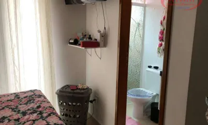 LINDO SOBRADO EM CONDOMÍNIO FECHADO - AVALIA PERMUTA APTO.