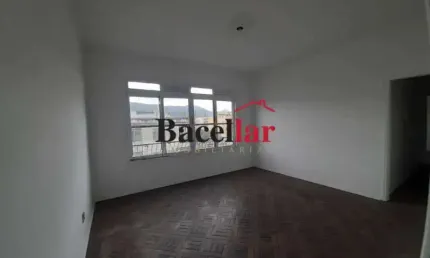 Apartamento com 2 quartos para alugar na Rua Itamarati, Cascadura, Rio de Janeiro, 89 m2 por R$ 1.000