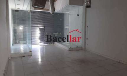 Ponto comercial à venda na Rua Professor Alfredo Gonçalves Figueira, Centro, Nilópolis, 122 m2 por R$ 1.980.000