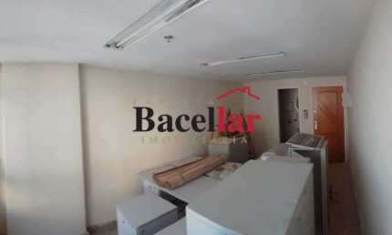 Sala comercial para alugar na Avenida Passos, Centro, Rio de Janeiro, 20 m2 por R$ 1.300