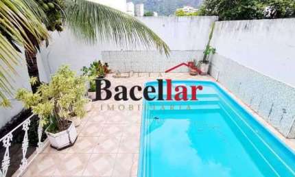 Casa com 4 quartos à venda na Rua Henrique Morize, Grajaú, Rio de Janeiro, 207 m2 por R$ 799.000