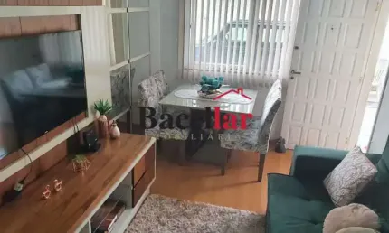 Casa em condomínio fechado com 2 quartos à venda na Rua Floreal, Curicica, Rio de Janeiro, 60 m2 por R$ 300.000