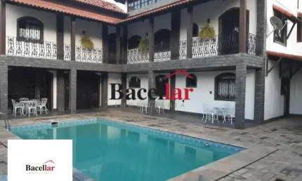 Casa em condomínio fechado com 6 quartos à venda na Rua Regina Laet, Tanque, Rio de Janeiro, 346 m2 por R$ 850.000
