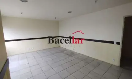 Sala comercial com 1 sala à venda na Rua Medina, Méier, Rio de Janeiro, 25 m2 por R$ 164.000