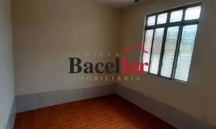 Casa com 2 quartos à venda na Rua Alberto Silva, Cascadura, Rio de Janeiro, 140 m2 por R$ 300.000