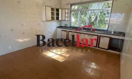 Casa com 6 quartos à venda na Travessa Melquíades, Penha Circular, Rio de Janeiro, 420 m2 por R$ 1.200.000