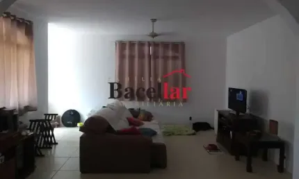 Casa com 5 quartos à venda na Rua Cristóvão Penha, Piedade, Rio de Janeiro, 270 m2 por R$ 380.000