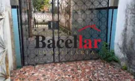 Casa com 7 quartos à venda na Rua Atílio Parim, Jardim América, Rio de Janeiro, 80 m2 por R$ 360.000