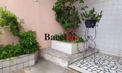 Apartamento com 2 quartos à venda na Rua Thompson Flores, Méier, Rio de Janeiro, 61 m2 por R$ 235.000