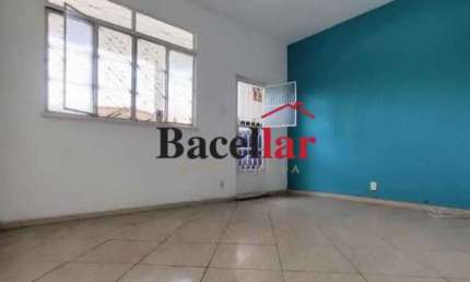 Apartamento com 3 quartos à venda na Avenida Presidente Tancredo Neves, Vila Itamarati, Duque de Caxias, 96 m2 por R$ 229.900