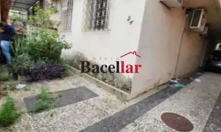 Casa com 3 quartos à venda na rua ibira, jacaré, rio de janeiro, 380 m2 por r$ 750.000
