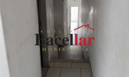 Apartamento com 1 quarto à venda na Avenida João Ribeiro, Pilares, Rio de Janeiro, 70 m2 por R$ 200.000