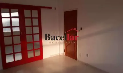 Apartamento com 3 quartos à venda na Rua Arquias Cordeiro, Engenho de Dentro, Rio de Janeiro, 72 m2 por R$ 235.000