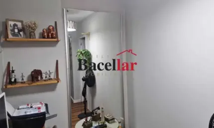 Apartamento com 2 quartos à venda na Rua Carolina Santos, Lins de Vasconcelos, Rio de Janeiro, 60 m2 por R$ 275.000
